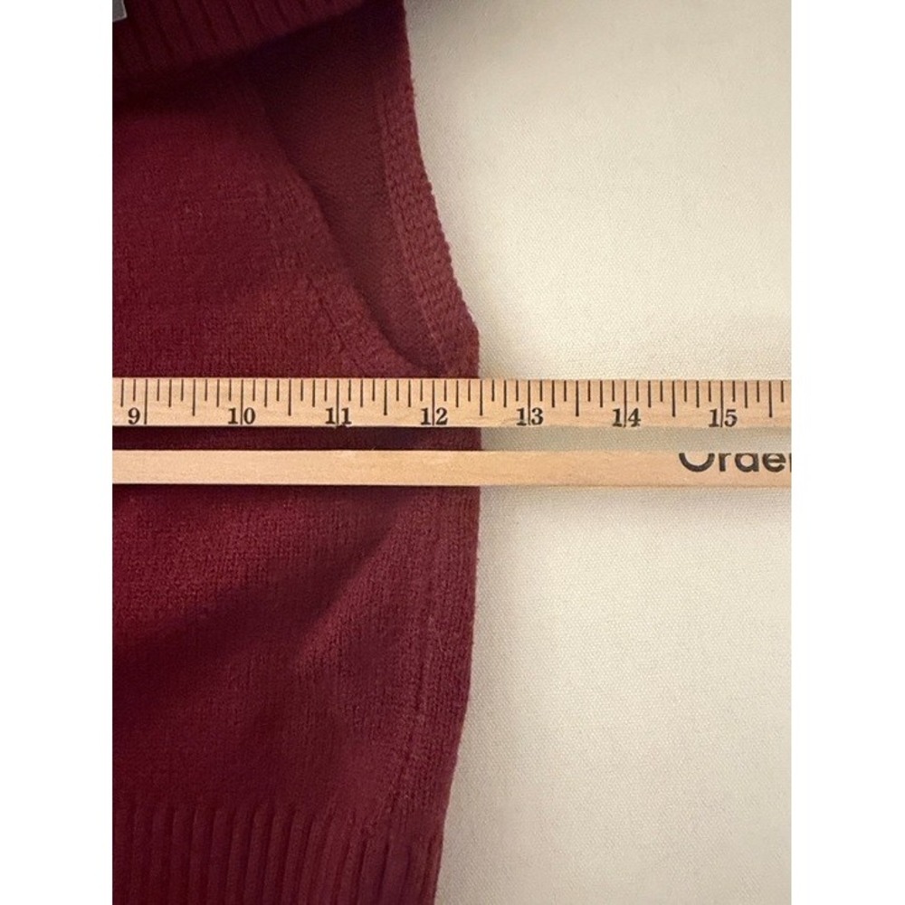 Charlotte Russe Burgundy Off Shoulder Ribbed Knit Top Pink Bow NWT Small 77345J - Picture 5 of 8